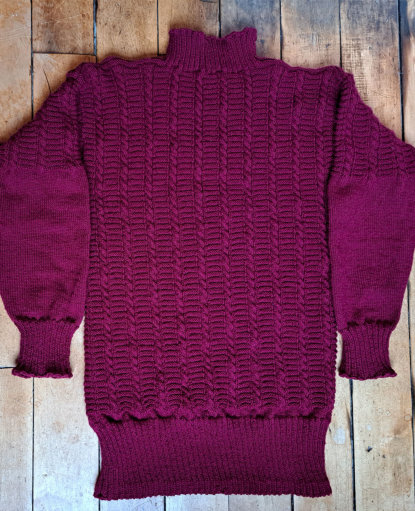 �Filey Steps & Cable� pattern in �Claret� wool
